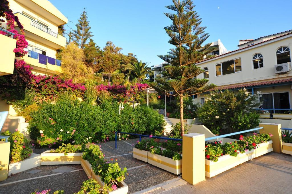 Rethymno Mare & Water Park Hotel Skaleta Exterior photo