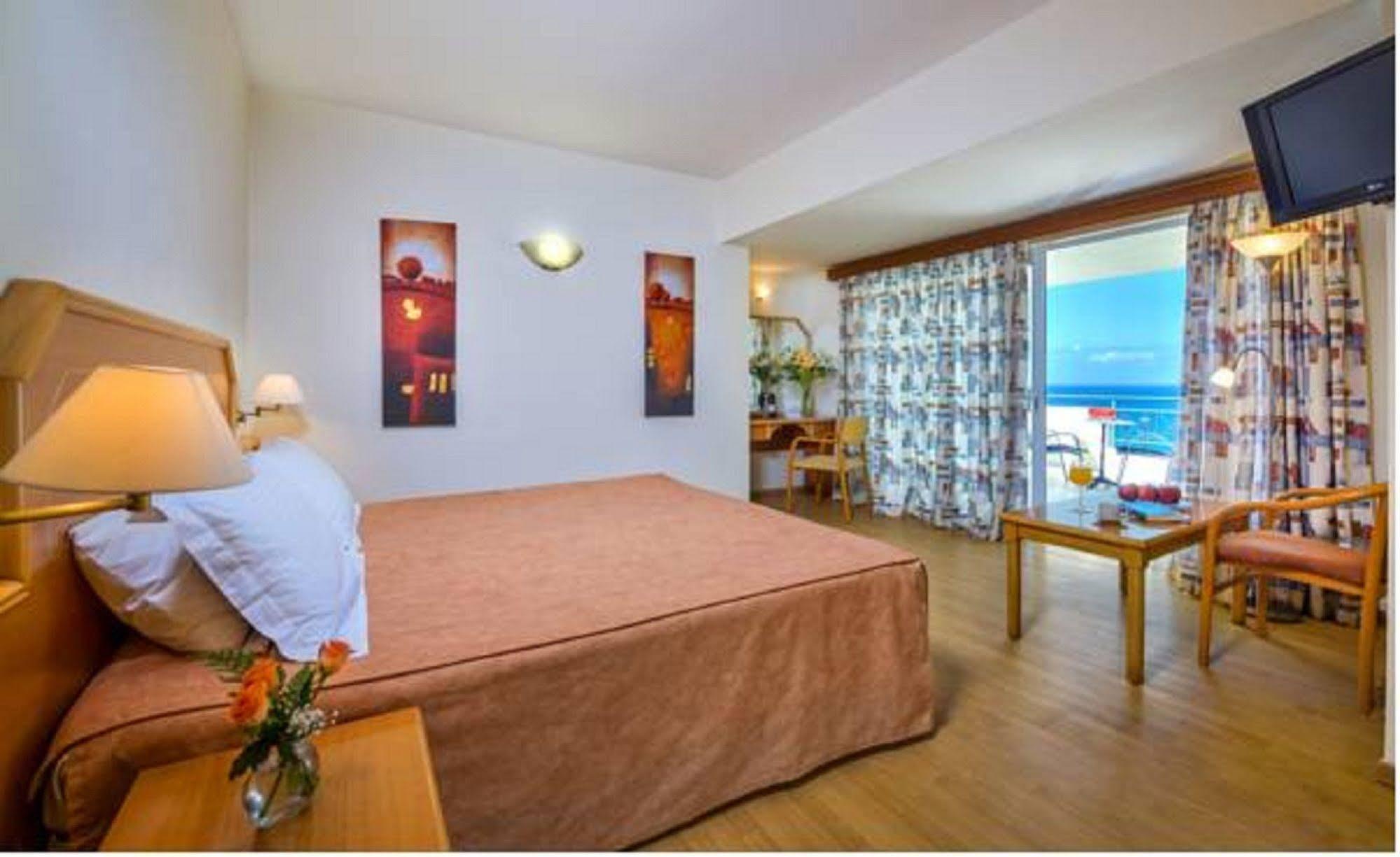 Rethymno Mare & Water Park Hotel Skaleta Exterior photo